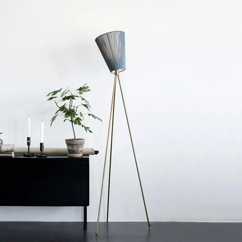 Floor lamp | SCANDO